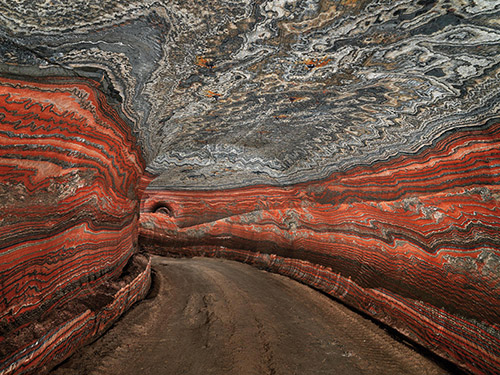 Edward Burtynsky, Uralkali Potash Mine #2, Berezniki, Russia, 2017. © Edward Burtynsky, Courtesy Nicholas Metivier Gallery, Toronto.