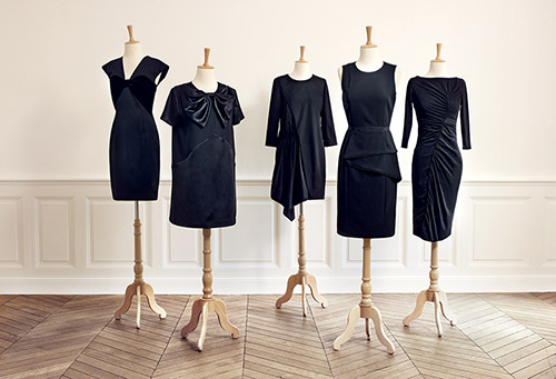 Hussein Chalayan, Giles Deacon, Anne Valérie Hash, Alexis Mabille, Yiqing Yin, Petites robes noires, 2013. Textile. © Monoprix.