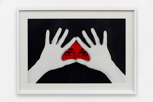 Esther Ferrer, Mains féministes #2, 1977-2012. Tirage photographique, 52,5 × 73 cm. © Adagp, Paris 2022.