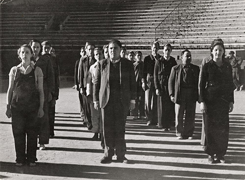 Gerda Taro, Mobilisation générale. Valence, Espagne, mars 1937. © Courtesy International Center of Photography.
