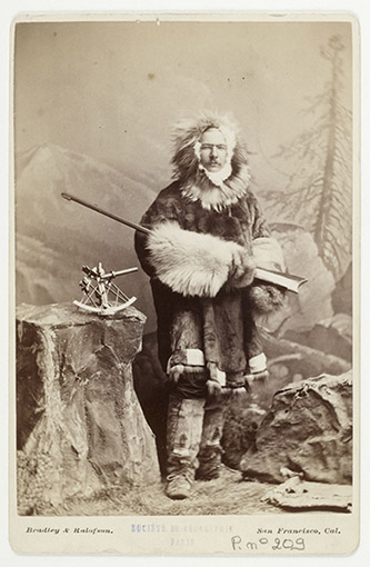 Bradley & Rulofson, Frederik Schwatka en tenue polaire, c. 1873-1878. BnF, Société de géographie. ©BnF, SG.
