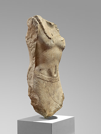 Fragment de statue royale, torse de Nectanebo I, Egypte, quartzite, Co.1420. © musée Rodin, Ph. H. Lewandowski.