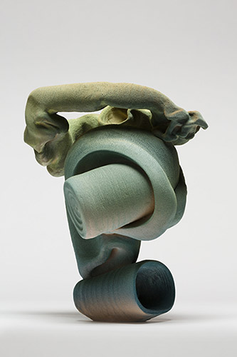Anne Marie Laureys, The potter thinking, 2018, grès émaillé, 45 x 37 x 32 cm, courtesy de l’artiste © Peter Claeys.