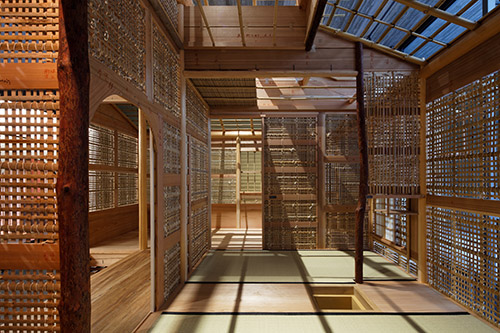Réplique de l’ossature du pavillon de thé Sa-an. © Takenaka Carpentry Tools Museum.