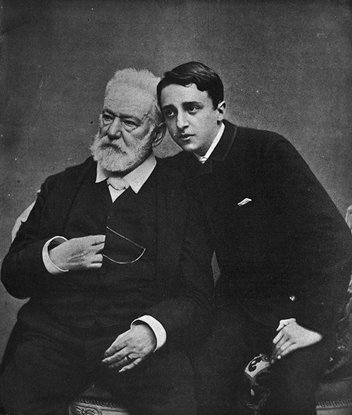 Alfred Capelle, Victor Hugo avec son petits-fils Georges, hiver 1885, Maisons de Victor Hugo Paris-Guernesey / Paris Musées.