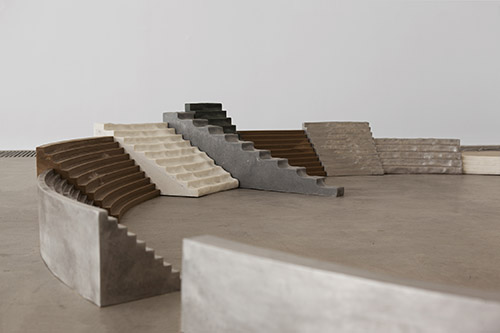 Nabuqi, The doubtful site (engulfing and radiating shapes), 2018. Material : aluminum, resin, sand, 350 x 350 x 40cm. © Nabuqi. Photo © Nabuqi and CLC Gallery Venture.