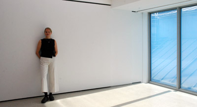 Entretien avec Liberty Adrien, curatrice et critique d'art française, Directrice du département curatorial du KW Institute for Contemporary Art à Berlin, et commissaire de l’exposition, par Anne-Frédérique Fer, à Paris, 15 septembre 2025, durée 18'33, © FranceFineArt.