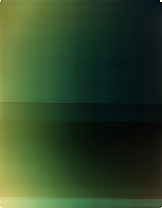 Laure Tiberghien, Moon III, 2025, tirage chromogène unique, 127 x 100 cm, © Adagp, Paris, 2025, courtesy de l’artiste.