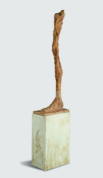 Alberto Giacometti, La Jambe, 1958. Plâtre, 223 × 30,3 × 46,1 cm. Fondation Giacometti. © Succession Alberto Giacometti / Adagp, Paris 2026.