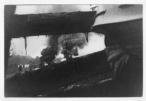 Kazuo Kitai, Le jour de l’expulsion, série Sanrizuka, Narita (dép. de Chiba), 1971